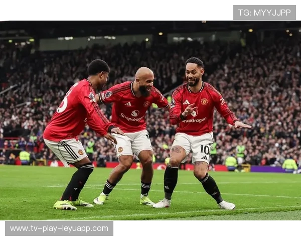 卡里克率领曼联1比0小胜富勒姆,豪取联赛三连胜重返前四 卡里克率领曼联1比0小胜富勒姆,豪取联赛三连胜重返前四